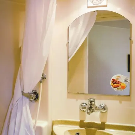 普瑞米尔阿纳马斯维勒格兰德经典酒店 酒店 维尔拉格朗